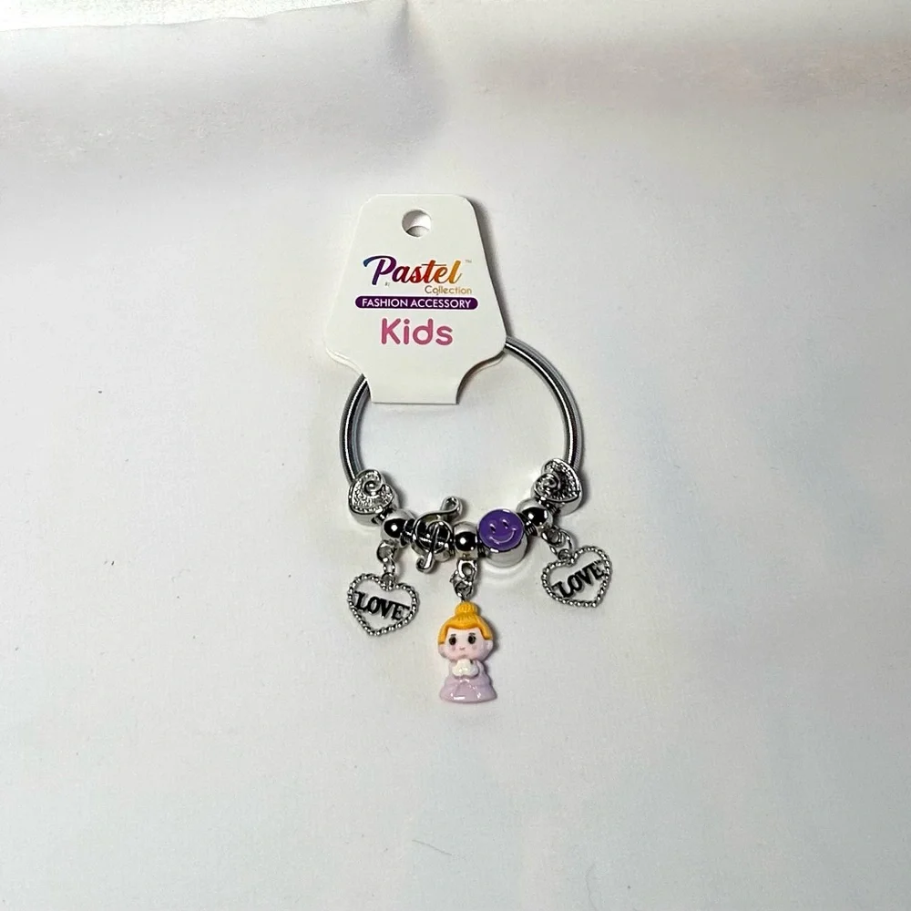 Princess Themed Kids Stretch bracelets.  New: Pick your Princess!